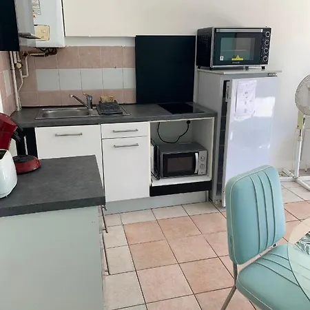 T2 4km De La Parking Gratuit Apartment Frejus